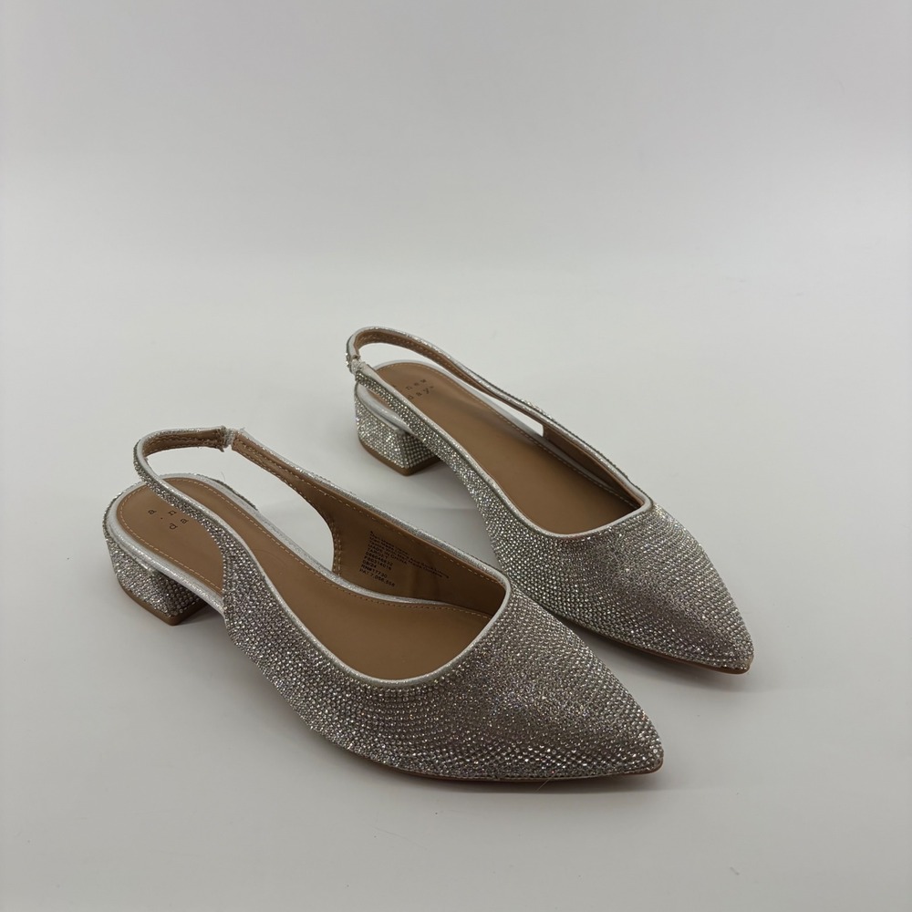 A New Day Womens 8 Silver Slingback Heels Rhinestone Pointed Toe Block Heel